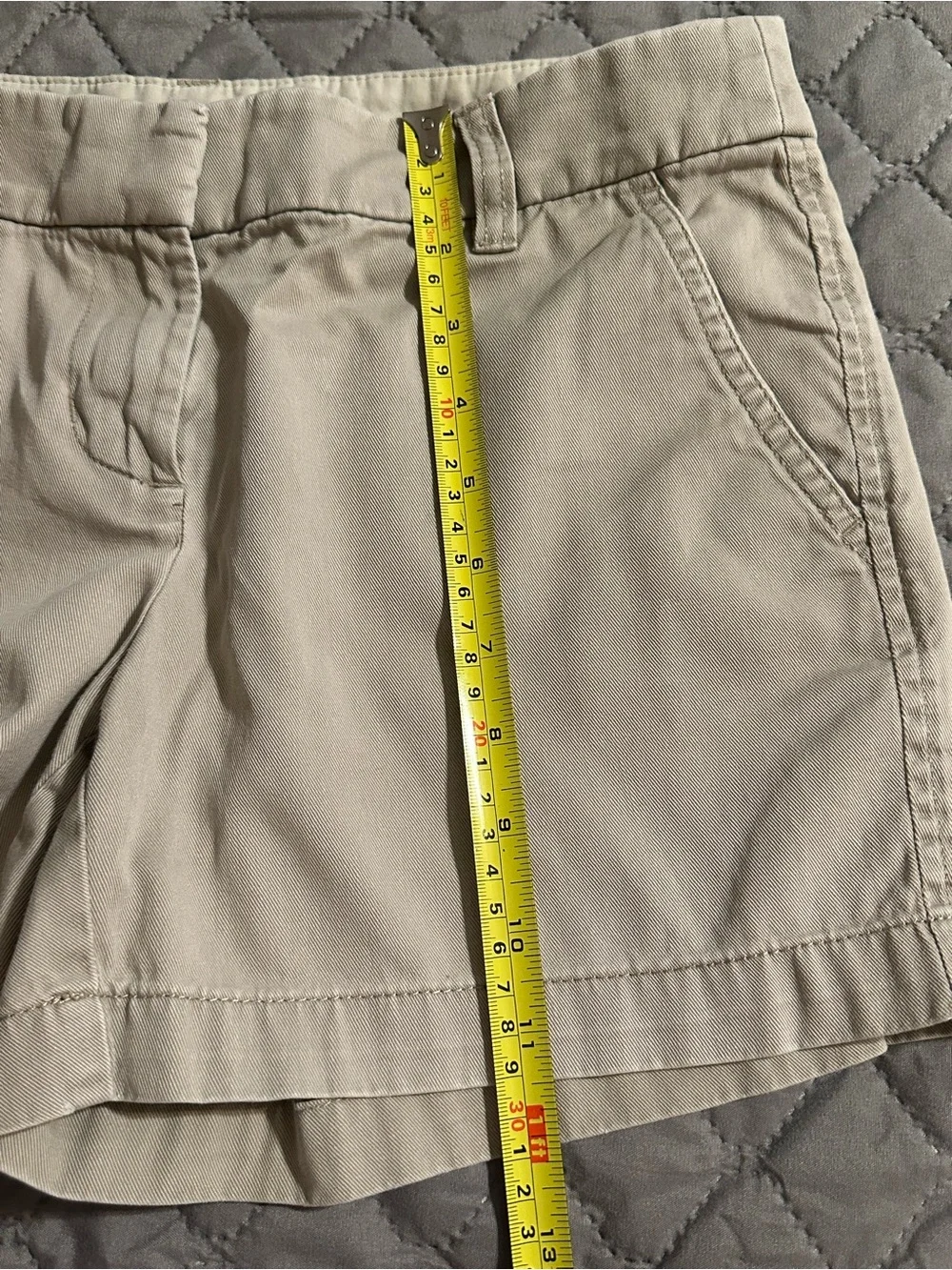 J Crew Women’s Classic Tan Cotton Shorts size 2